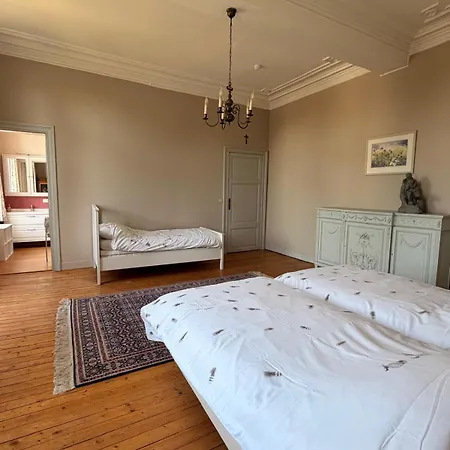 Le Jardin Des Poetes - Avec Salle D'eau Bed & Breakfast