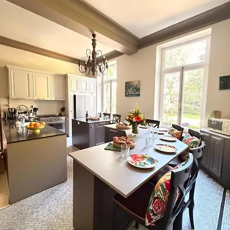 Le Jardin Des Poetes - Avec Salle D'eau Bed & Breakfast